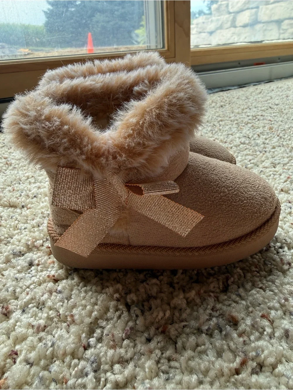 4K Toddler Girl Faux-Fur Boots in Light Brown